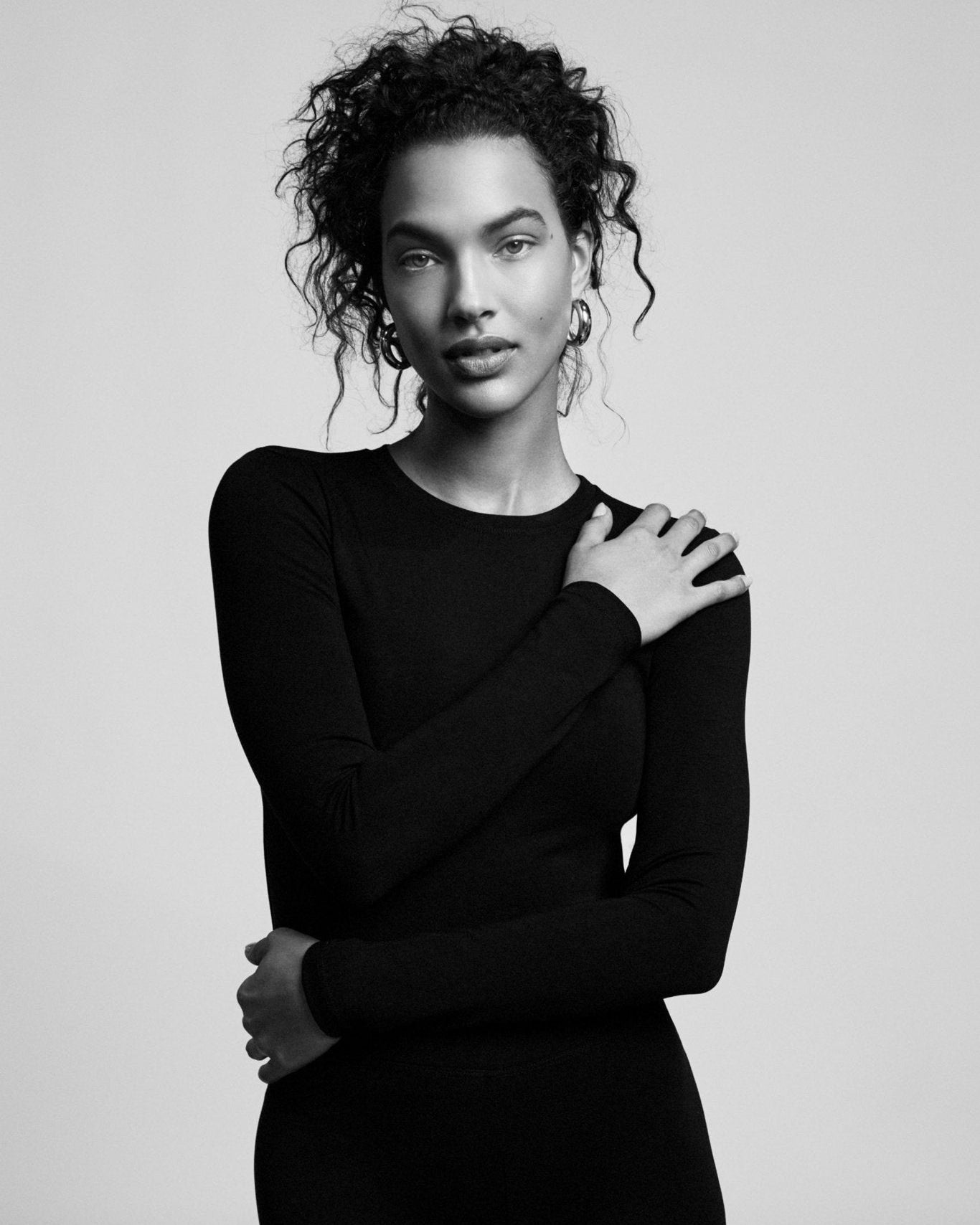 Heather - The Park- color-black