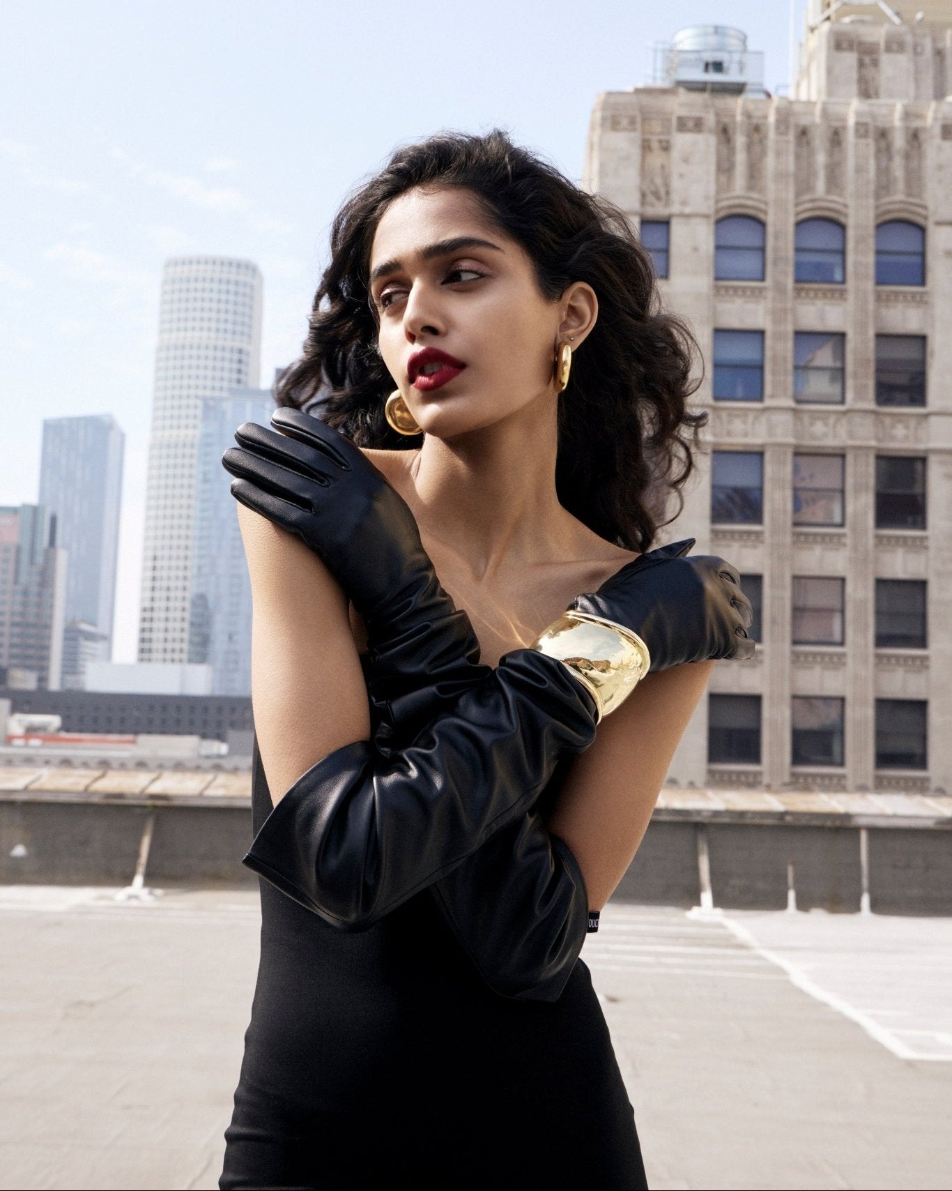 Kate - The Park- color-black